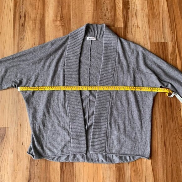 Chico's Women's Sweater Open Cardigan Size Small Gray Metallic Knit - Picture 4 of 7
